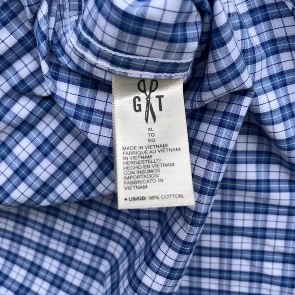 XL Slim fit button down shirt by Good Threads - Picture 4 of 9